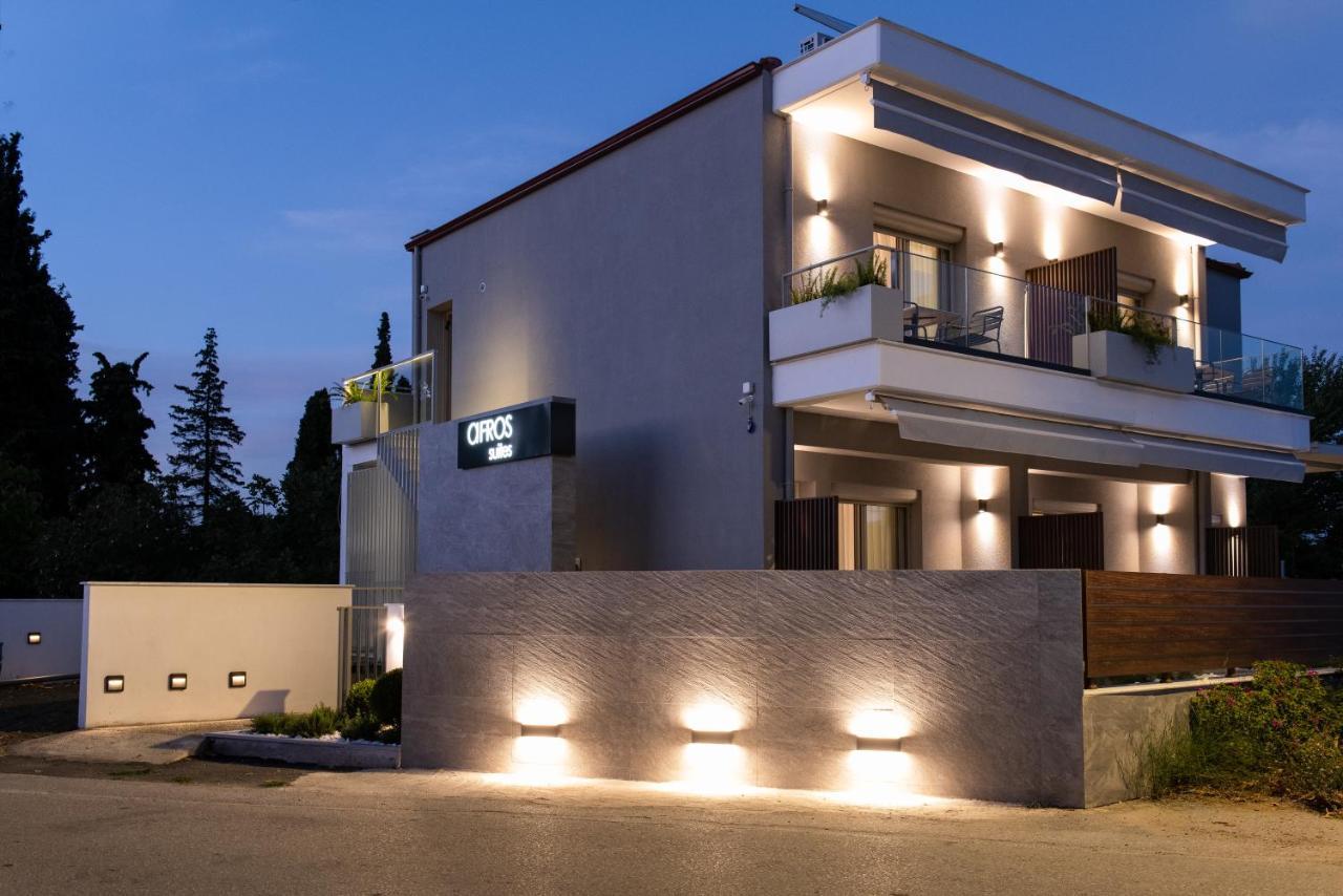 Afros Suites Olympiada Buitenkant foto